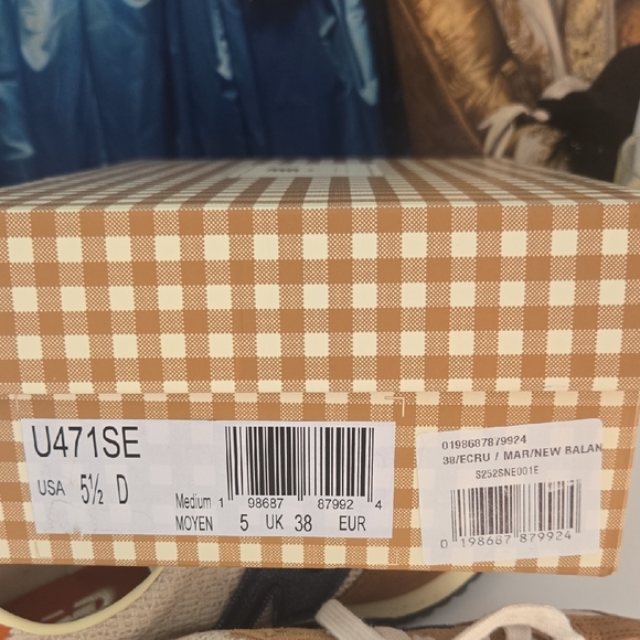 Sezane X New Balance 471 Sneakers, Sold Out Ltd Edition, 7US W, EUC - Picture 10 of 10